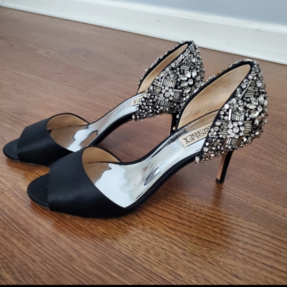 Badgley Mischka Pumps